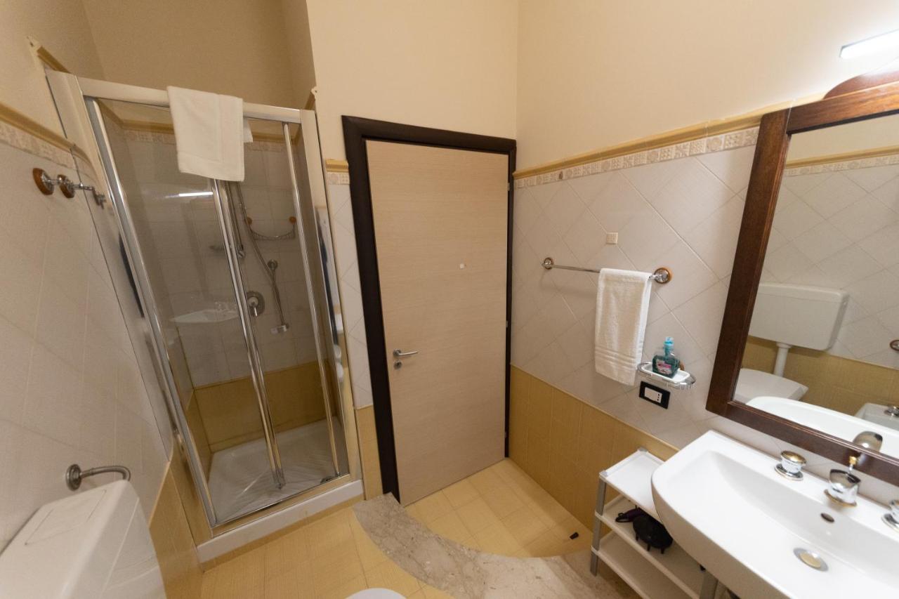 Stella Maris Case Vacanze 巴莱斯特拉泰 外观 照片